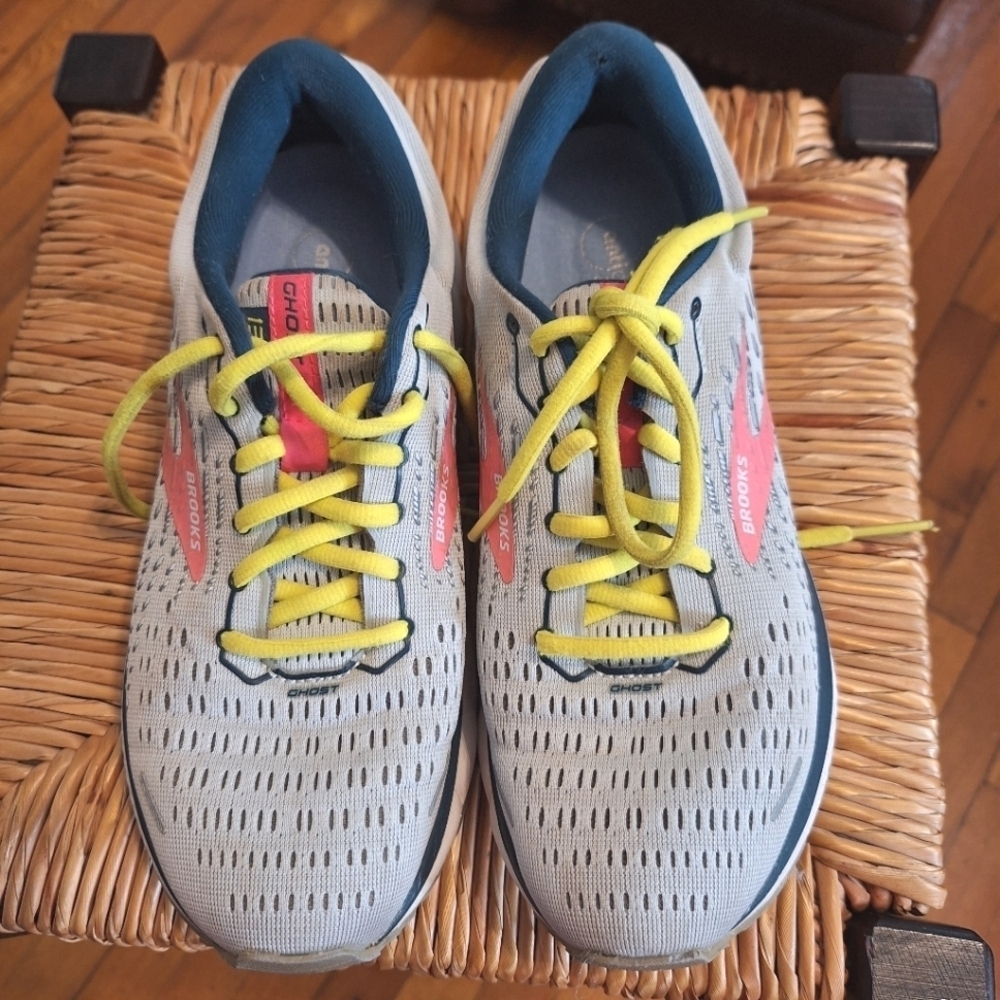 Brooks Ghost running shoes.  Size 8